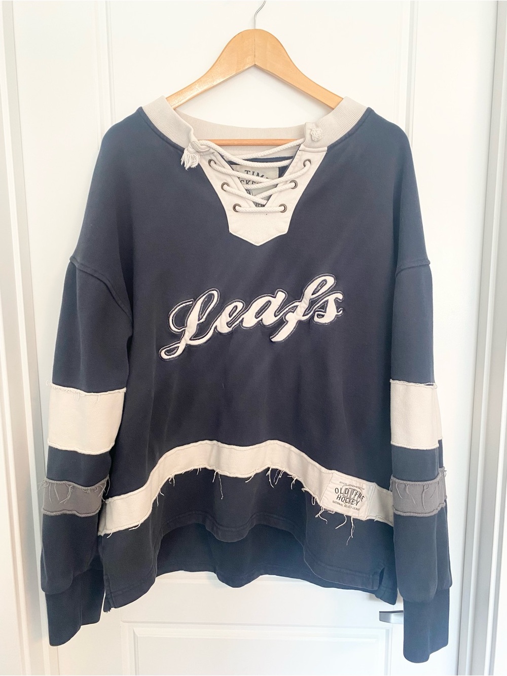 Toronto Maple Leafs Old Time Hockey Causeway XL Lace Up Sweatshirt NHL Leafs